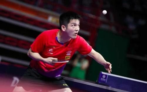 面对那不勒 面对那不勒