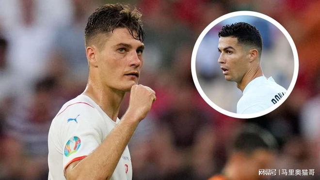 入职业足球 入职业足球